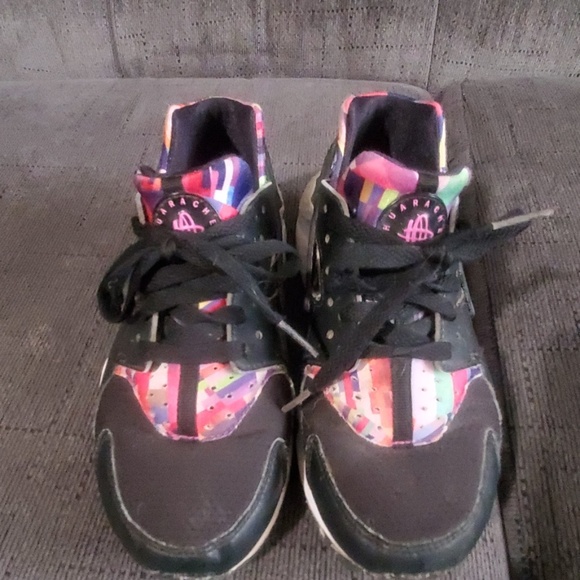 Nike huarache size 5y - Picture 3 of 4